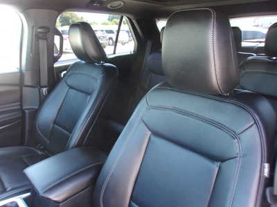 2020 Ford Explorer, $0. Photo 10
