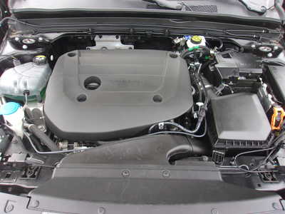 2023 Volvo XC40, $0. Photo 8