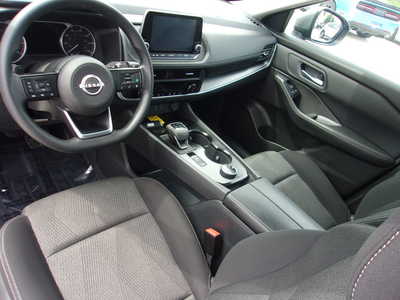 2024 Nissan Rogue, $25900. Photo 11