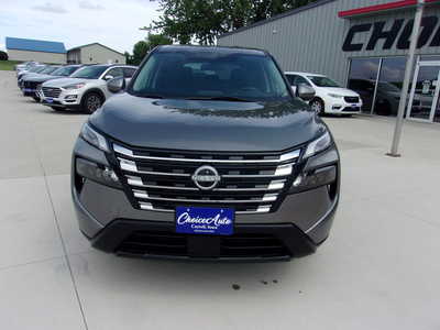 2024 Nissan Rogue, $25900. Photo 8