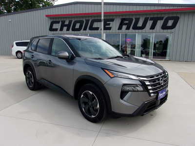 2024 Nissan Rogue, $25900. Photo 1