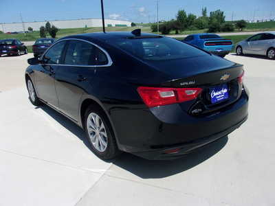 2024 Chevrolet Malibu, $21900. Photo 5
