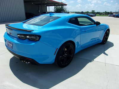 2022 Chevrolet Camaro, $0. Photo 3