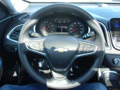 2024 Chevrolet Malibu, $21500. Photo 11