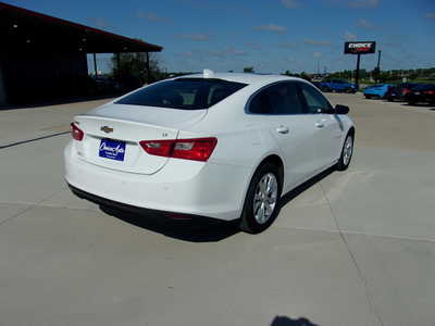 2024 Chevrolet Malibu, $21500. Photo 3