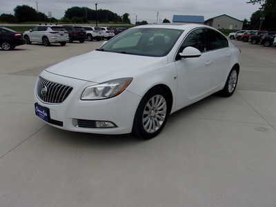 2011 Buick Regal, $8750. Photo 8