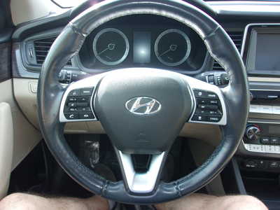 2019 Hyundai Sonata, $16900. Photo 12