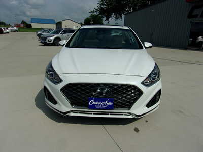 2019 Hyundai Sonata, $16900. Photo 8