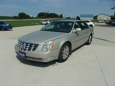2009 Cadillac DTS, $6995. Photo 8