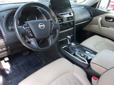 2021 Nissan Armada, $35900. Photo 12