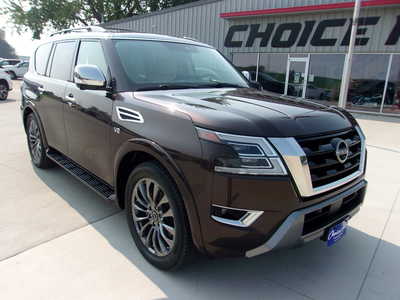 2021 Nissan Armada, $35900. Photo 2
