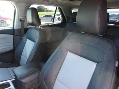 2022 Ford Explorer, $28700. Photo 11