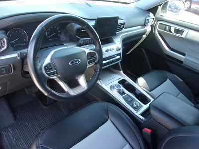 2022 Ford Explorer, $28700. Photo 12