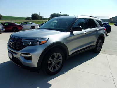 2022 Ford Explorer, $28700. Photo 8
