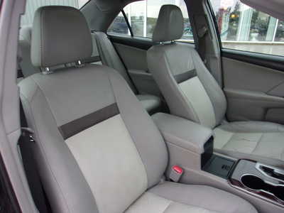 2012 Toyota Camry, $5800. Photo 12