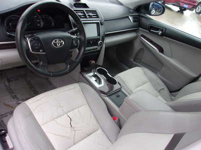 2012 Toyota Camry, $5800. Photo 8