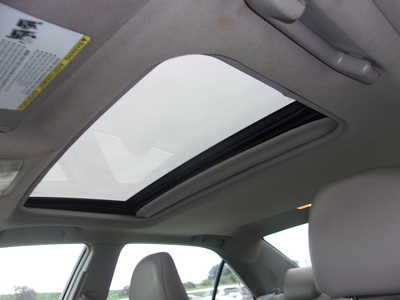2012 Toyota Camry, $5800. Photo 9