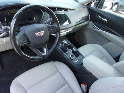 2019 Cadillac XT4, $0. Photo 12
