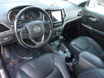 2019 Jeep Cherokee, $0. Photo 11