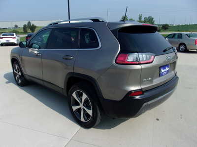 2019 Jeep Cherokee, $0. Photo 5