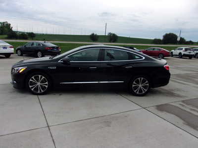 2017 Buick LaCrosse, $27800. Photo 6