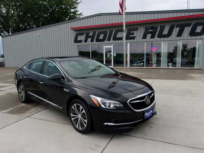 2017 Buick LaCrosse, $27800. Photo 1