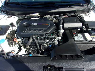 2018 Hyundai Sonata, $18900. Photo 9