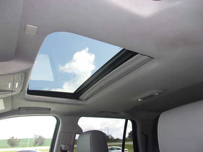 2020 Chevrolet Tahoe, $29950. Photo 12