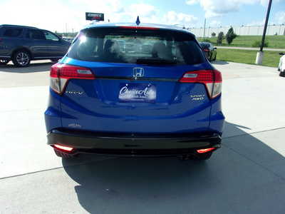 2020 Honda HR-V, $23800. Photo 5