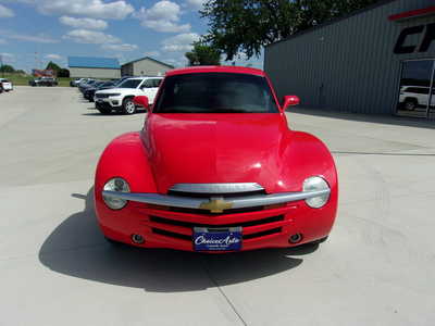 2004 Chevrolet SSR, $0. Photo 10