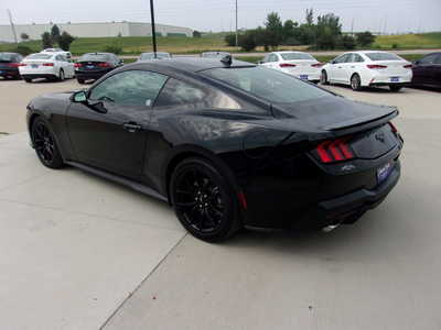 2024 Ford Mustang, $32900. Photo 4