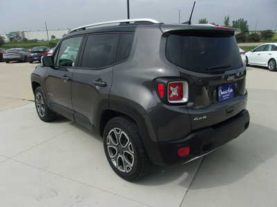 2018 Jeep Renegade, $14900. Photo 5