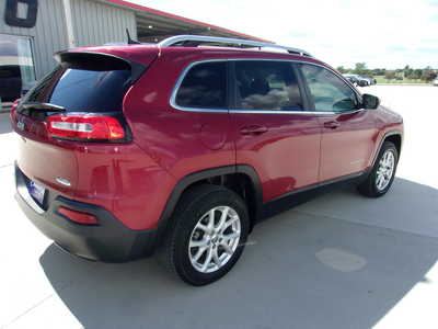 2016 Jeep Cherokee, $7750. Photo 3