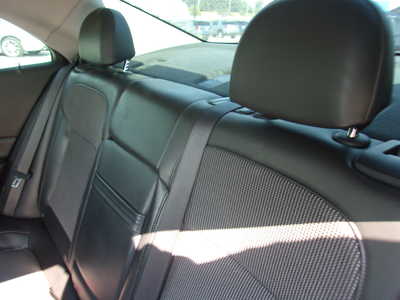 2013 Chevrolet Malibu, $0. Photo 7