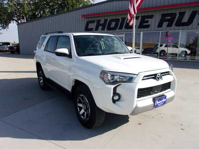 2024 Toyota 4Runner, $0. Photo 2