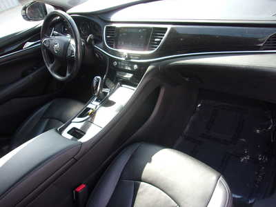 2019 Buick LaCrosse, $20650. Photo 9