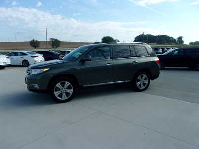 2013 Toyota Highlander, $12900. Photo 4