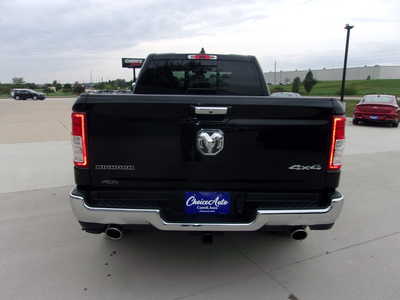 2020 RAM 1500 Crew Cab, $28600. Photo 8