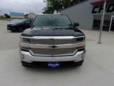 2016 Chevrolet 1500 Crew Cab, $23500. Photo 3