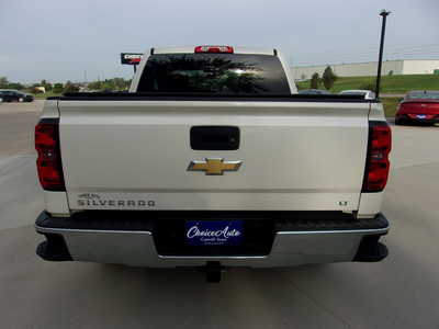 2015 Chevrolet 1500 Crew Cab, $16750. Photo 5