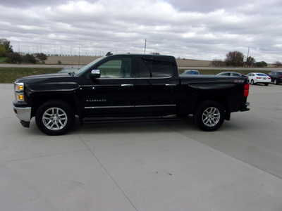 2015 Chevrolet 1500 Crew Cab, $12900. Photo 8
