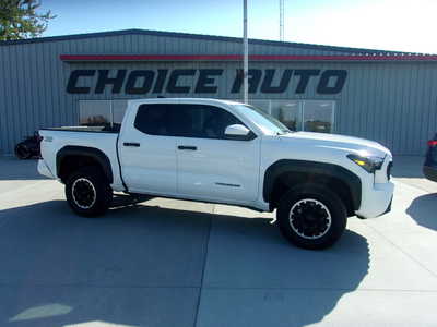 2024 Toyota Tacoma, $39900. Photo 3