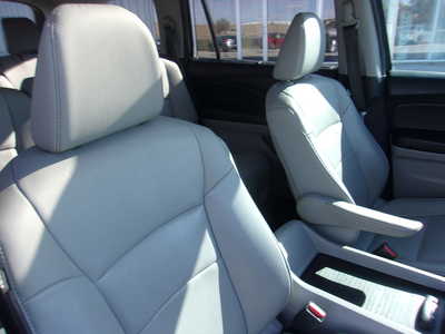 2018 Honda Pilot, $19500. Photo 12