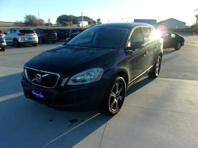 2011 Volvo XC60, $5500. Photo 2