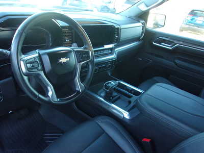 2023 Chevrolet 1500 Crew Cab, $38500. Photo 9