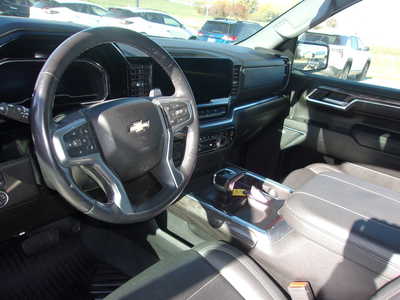 2023 Chevrolet 1500 Crew Cab, $37900. Photo 10