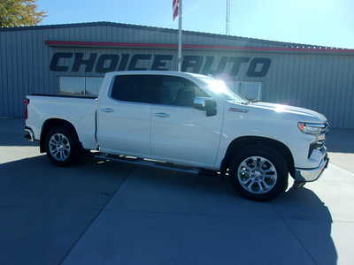 2023 Chevrolet 1500 Crew Cab, $37900. Photo 2