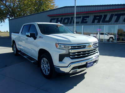 2023 Chevrolet 1500 Crew Cab, $37900. Photo 1