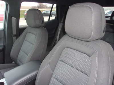 2025 Chevrolet Equinox, $27500. Photo 9