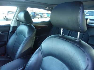 2018 Kia Cadenza, $20500. Photo 9